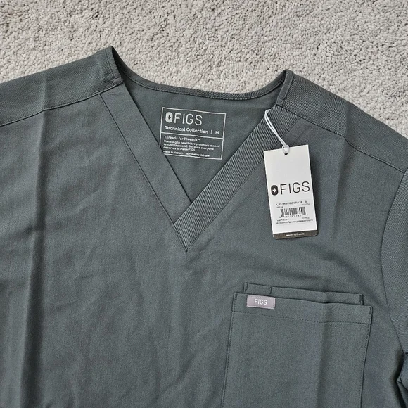 NWT Figs | Leon Three-Pocket Scrub Top In Bonsai, Mens Medium - Picture 6 of 7